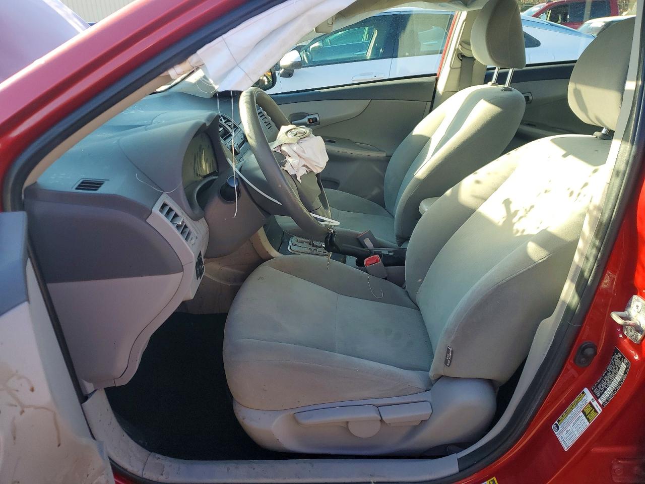 2010 TOYOTA COROLLA BASE photo 7