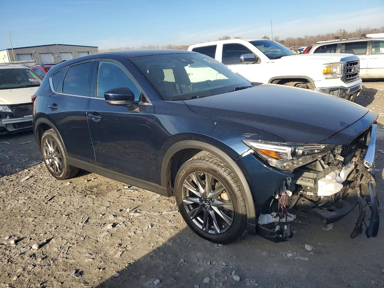 2021 MAZDA CX-5 SIGNATURE photo 4