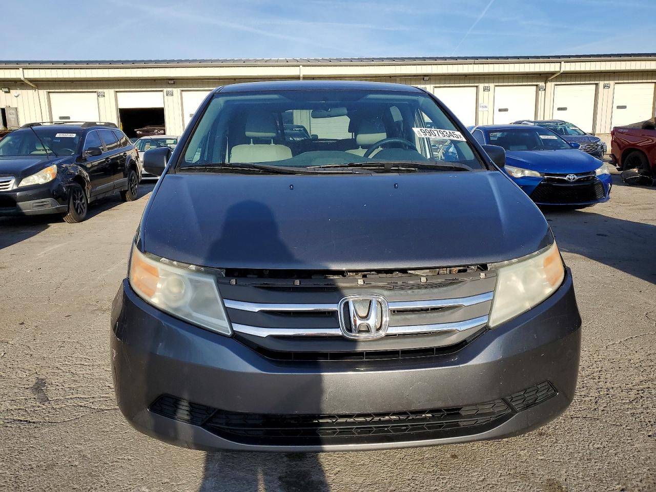 2013 HONDA ODYSSEY LX photo 5