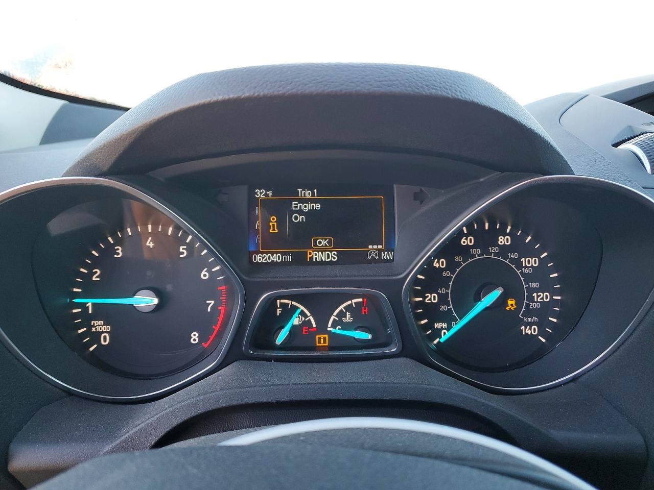 2017 FORD ESCAPE SE photo 9