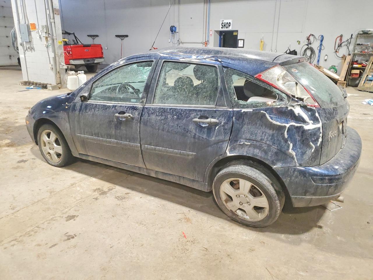 2003 FORD FOCUS ZX5 photo 2