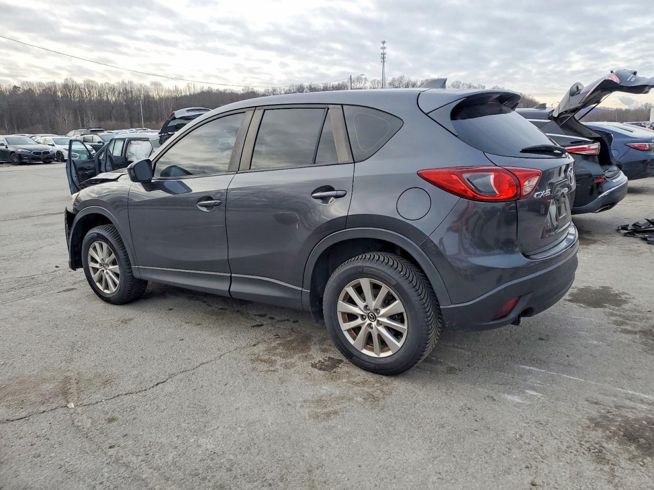 2015 MAZDA CX-5 SPORT photo 2
