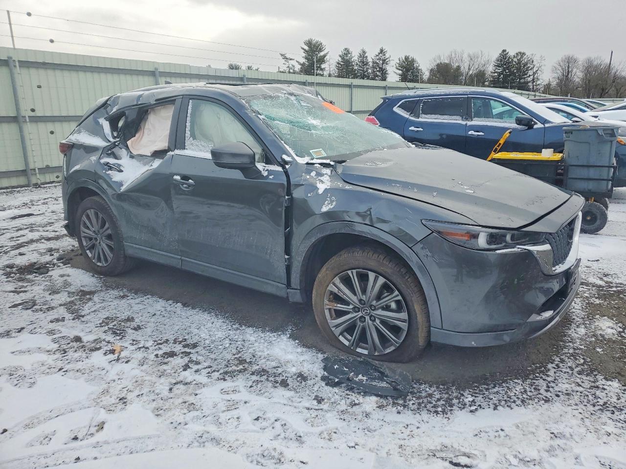 2025 MAZDA CX-5 SIGNATURE photo 4
