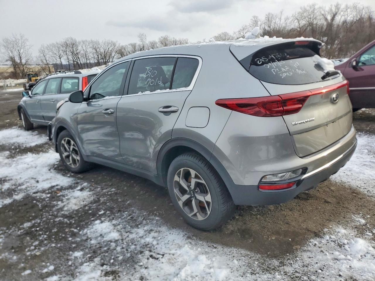 2021 KIA SPORTAGE LX photo 3