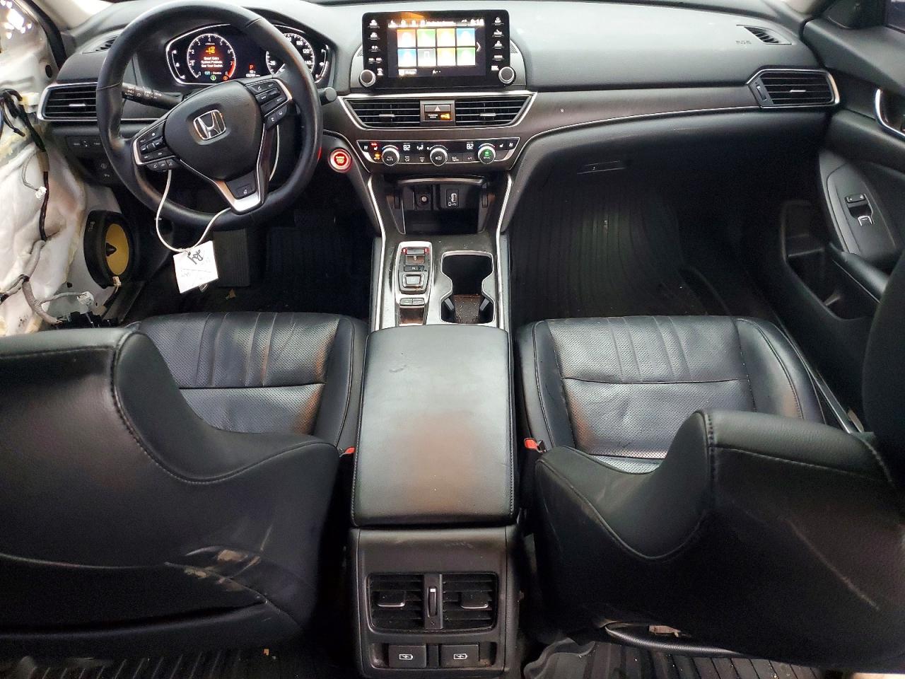 2018 HONDA ACCORD TOURING photo 8
