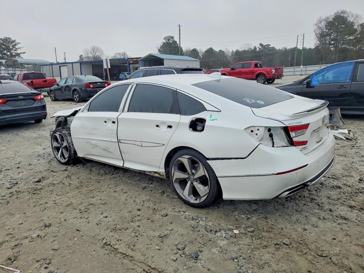 2018 HONDA ACCORD TOURING photo 2
