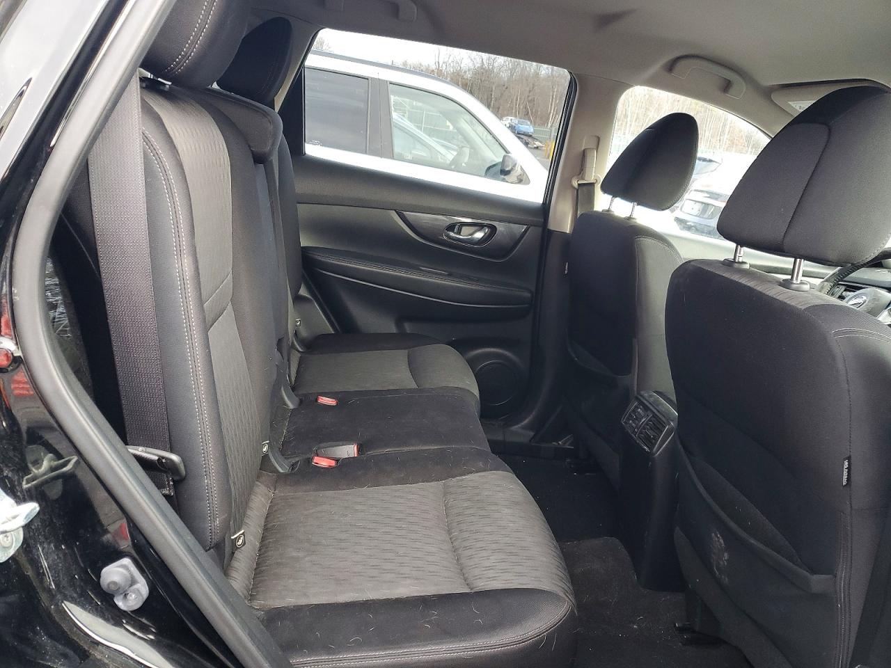 2018 NISSAN ROGUE S photo 31