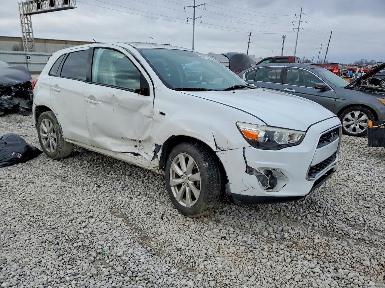 2014 MITSUBISHI OUTLANDER SPORT ES photo 4
