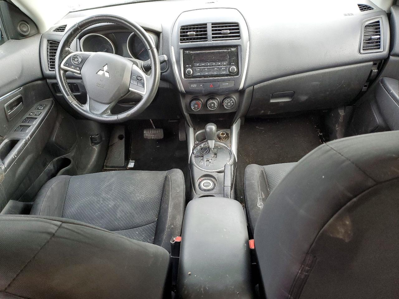 2014 MITSUBISHI OUTLANDER SPORT ES photo 8