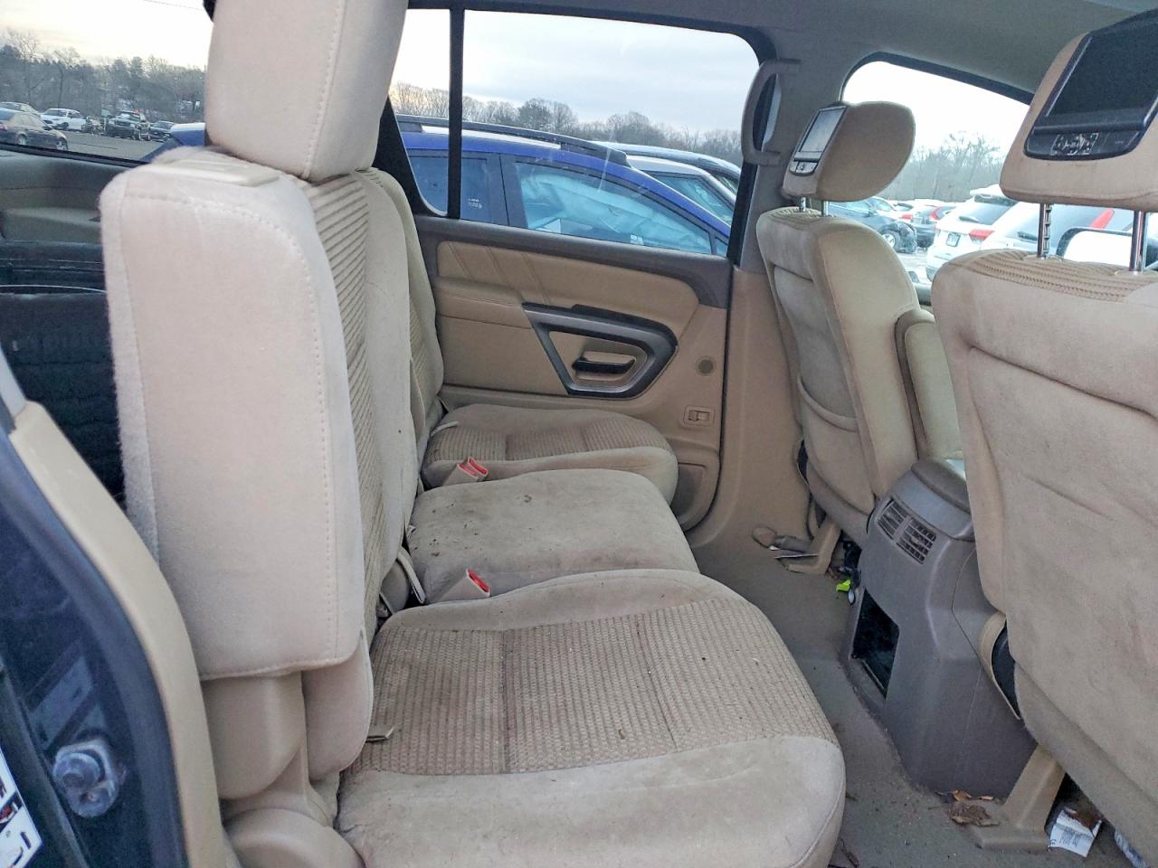 2015 NISSAN ARMADA SV photo 11