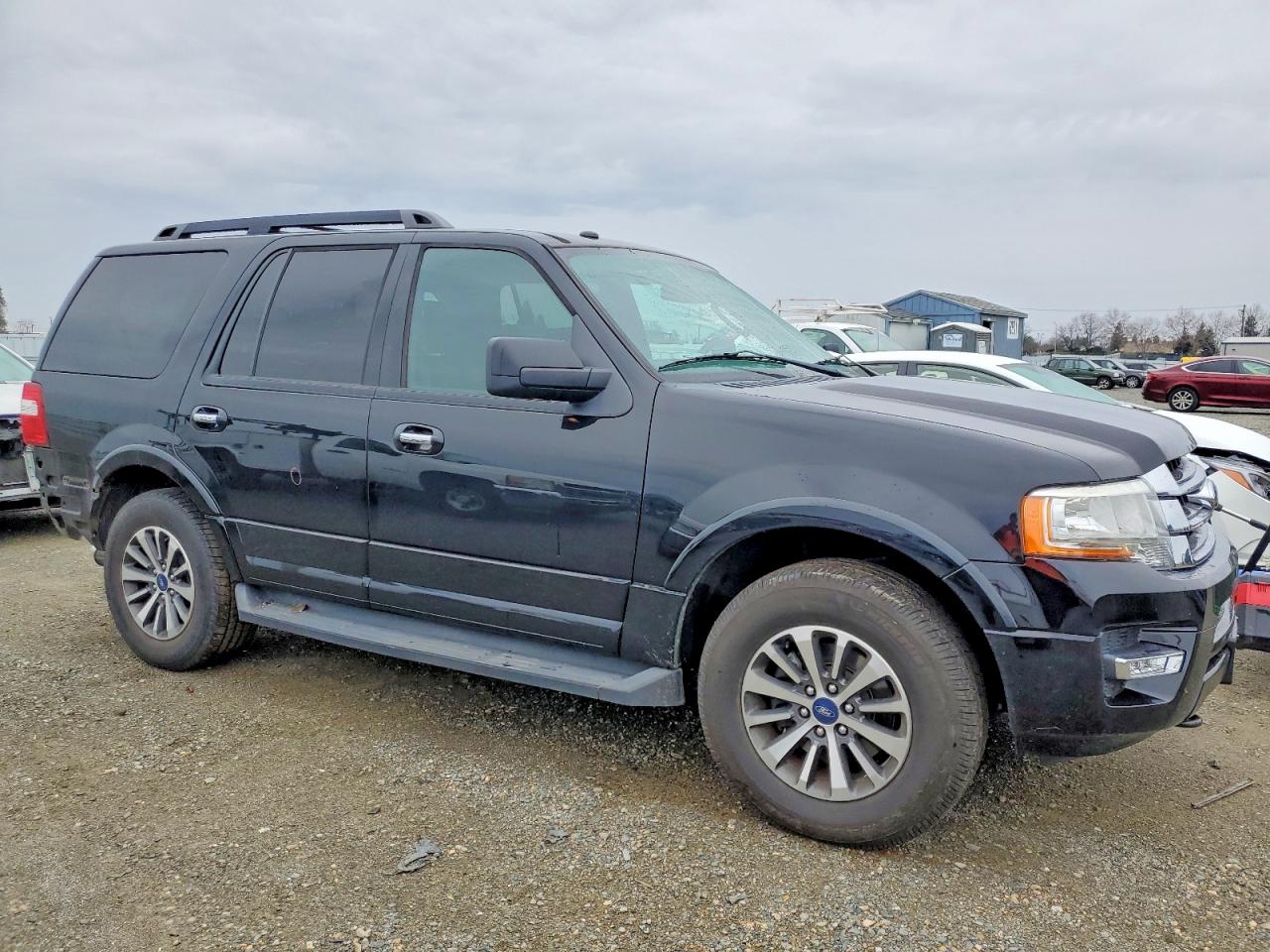 2017 FORD EXPEDITION XLT photo 10