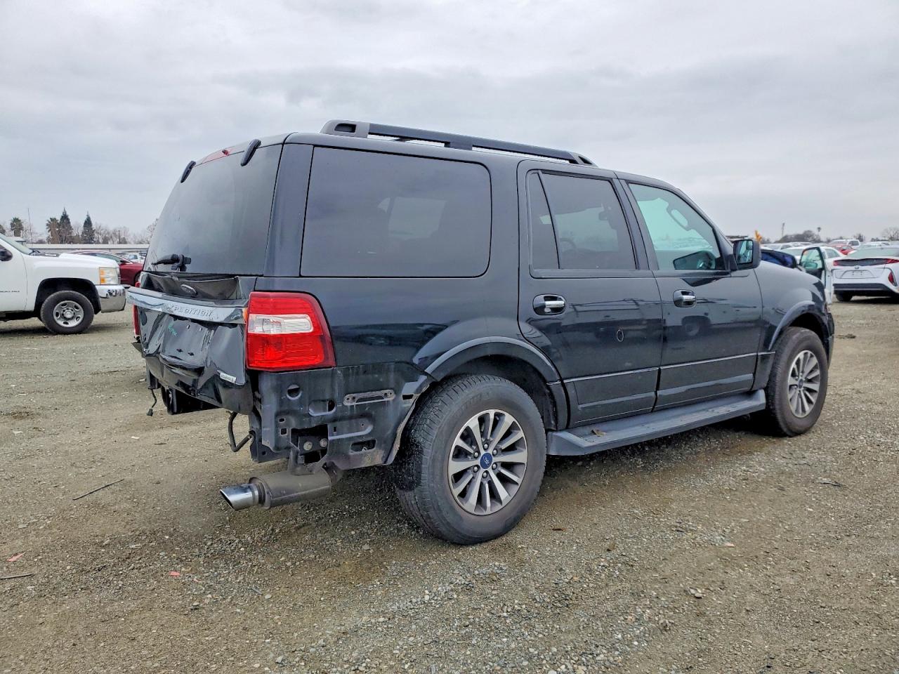 2017 FORD EXPEDITION XLT photo 7