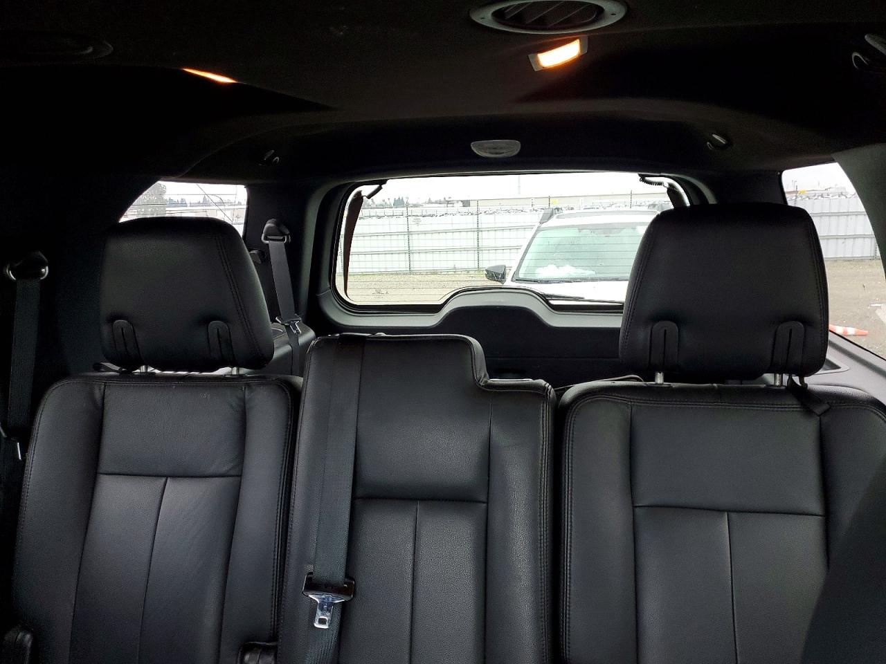 2017 FORD EXPEDITION XLT photo 28