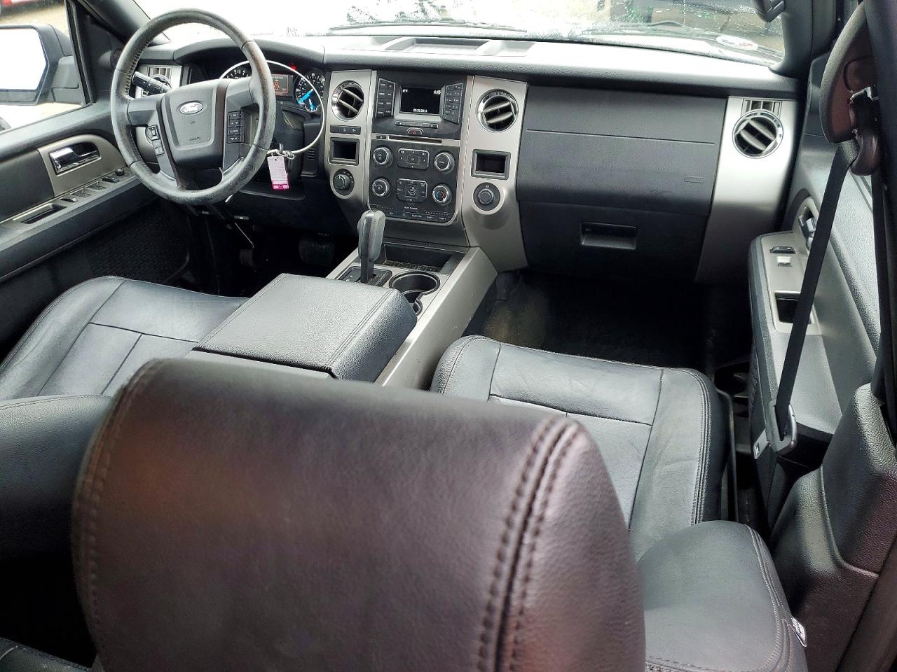 2017 FORD EXPEDITION XLT photo 22