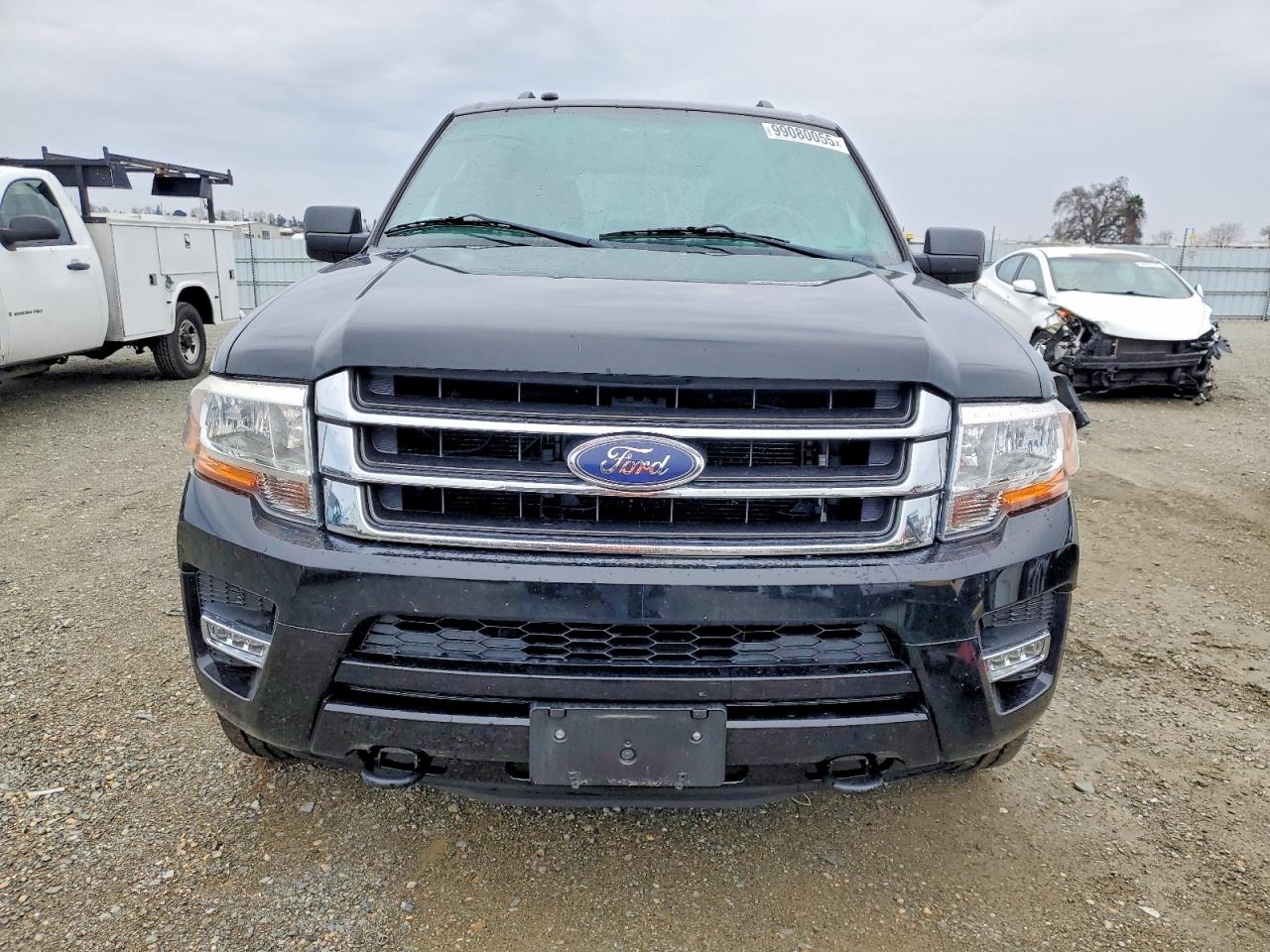 2017 FORD EXPEDITION XLT photo 13