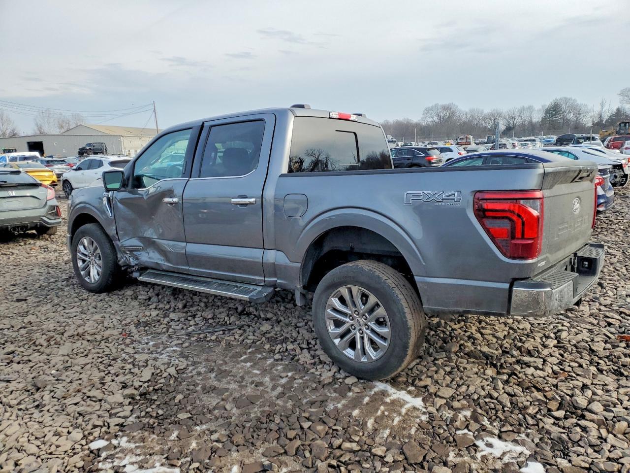 2024 FORD F150 LARIAT photo 3