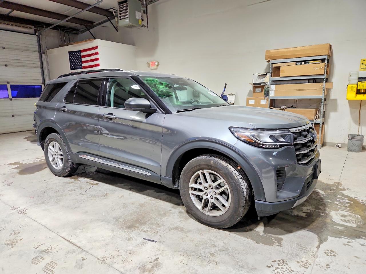 2025 FORD EXPLORER ACTIVE photo 4
