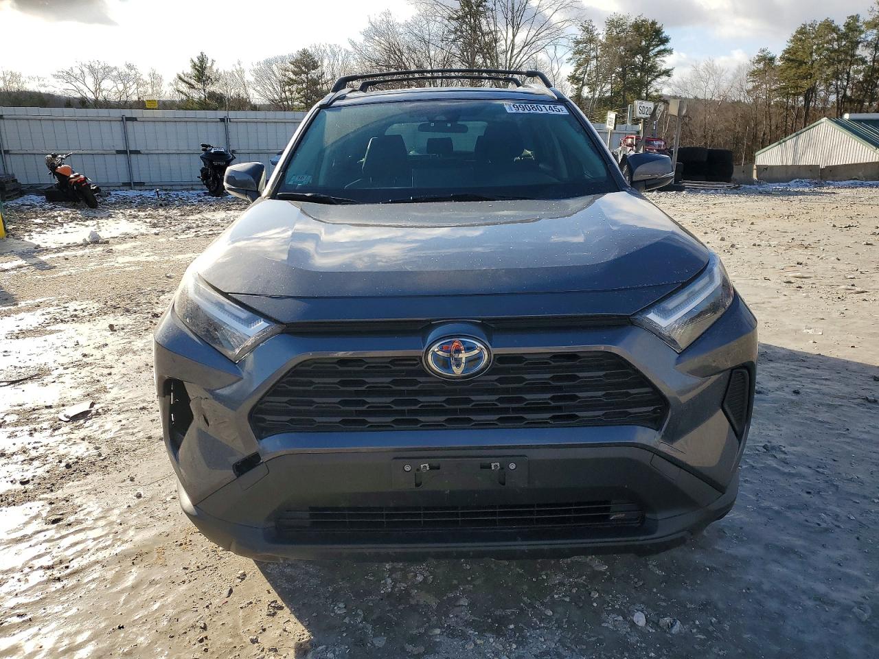 2022 TOYOTA RAV4 XLE photo 5