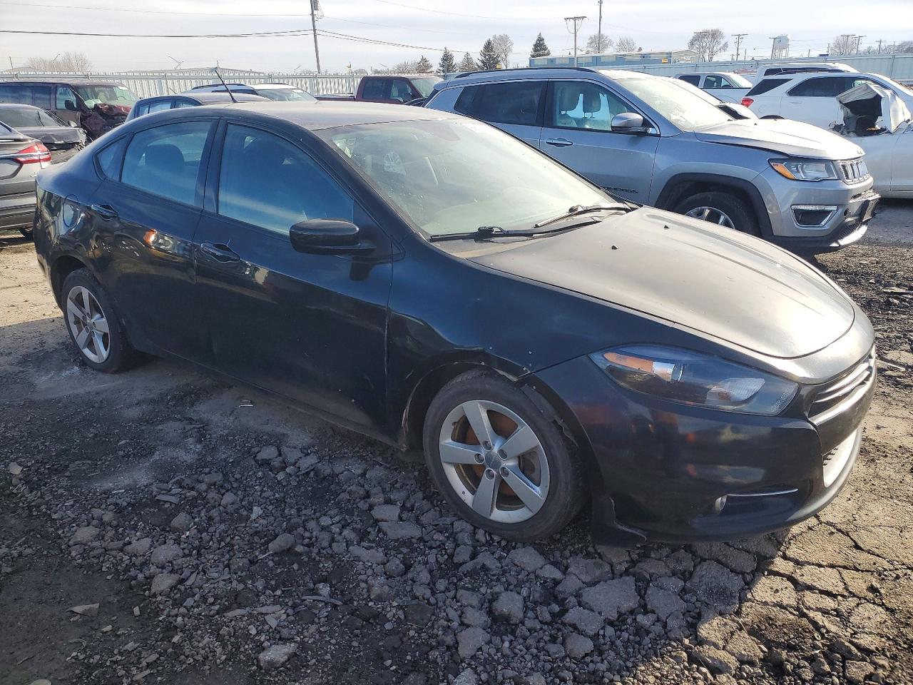 2015 DODGE DART SXT photo 4