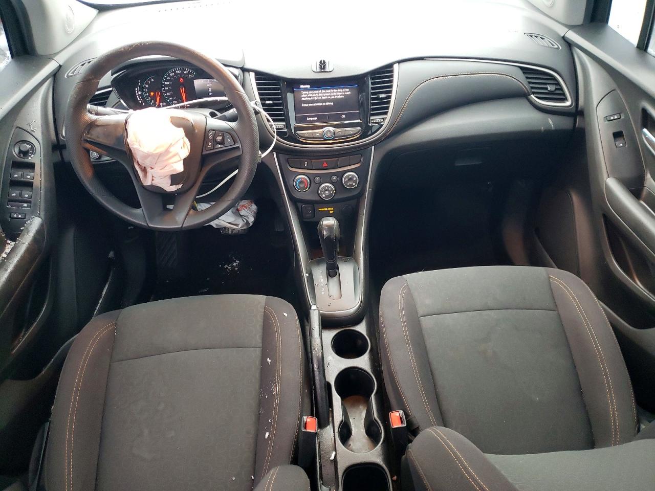 2020 CHEVROLET TRAX LS photo 8