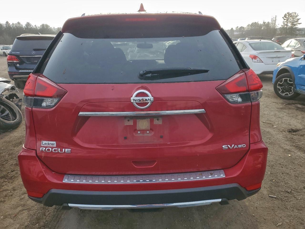 2017 NISSAN ROGUE S photo 6