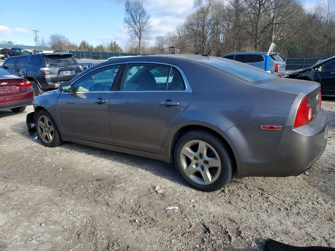 2011 CHEVROLET MALIBU LS photo 2
