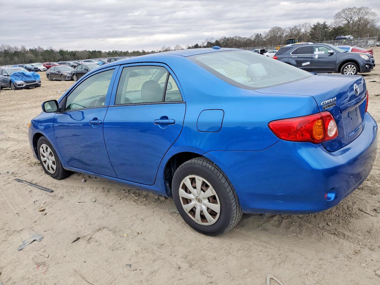 2009 TOYOTA COROLLA BASE photo 2