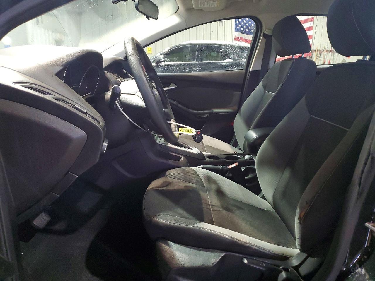 2014 FORD FOCUS SE photo 7