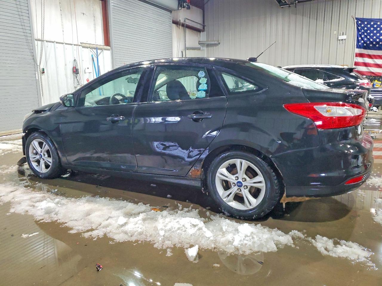 2014 FORD FOCUS SE photo 2