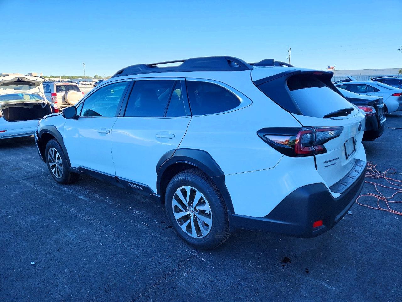 2025 SUBARU OUTBACK PREMIUM photo 2