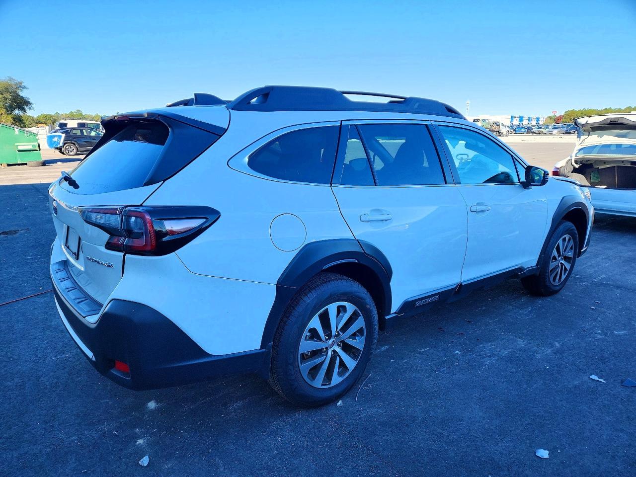 2025 SUBARU OUTBACK PREMIUM photo 3