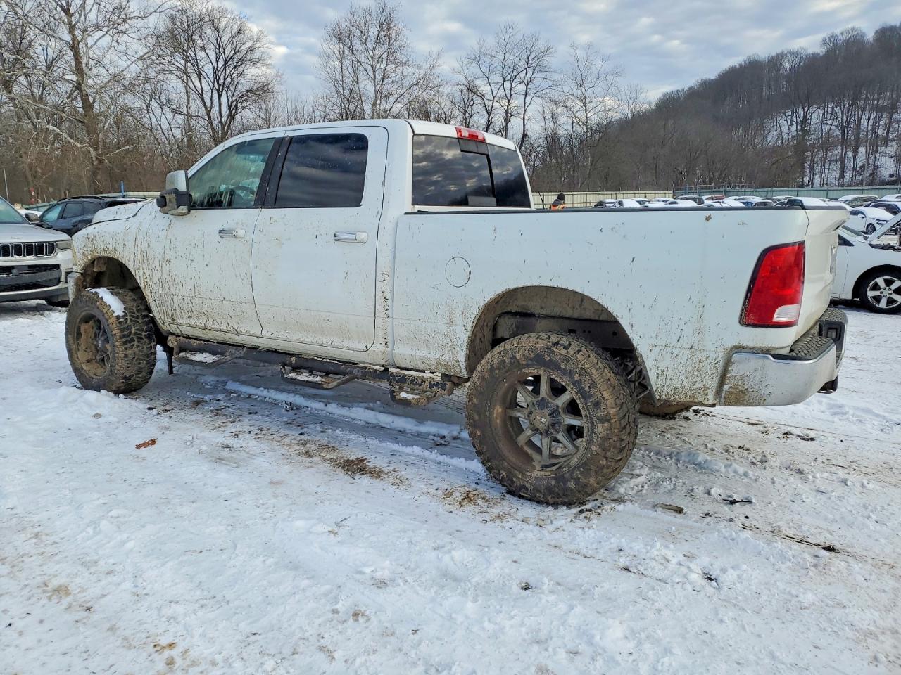 2016 RAM 2500 SLT photo 3