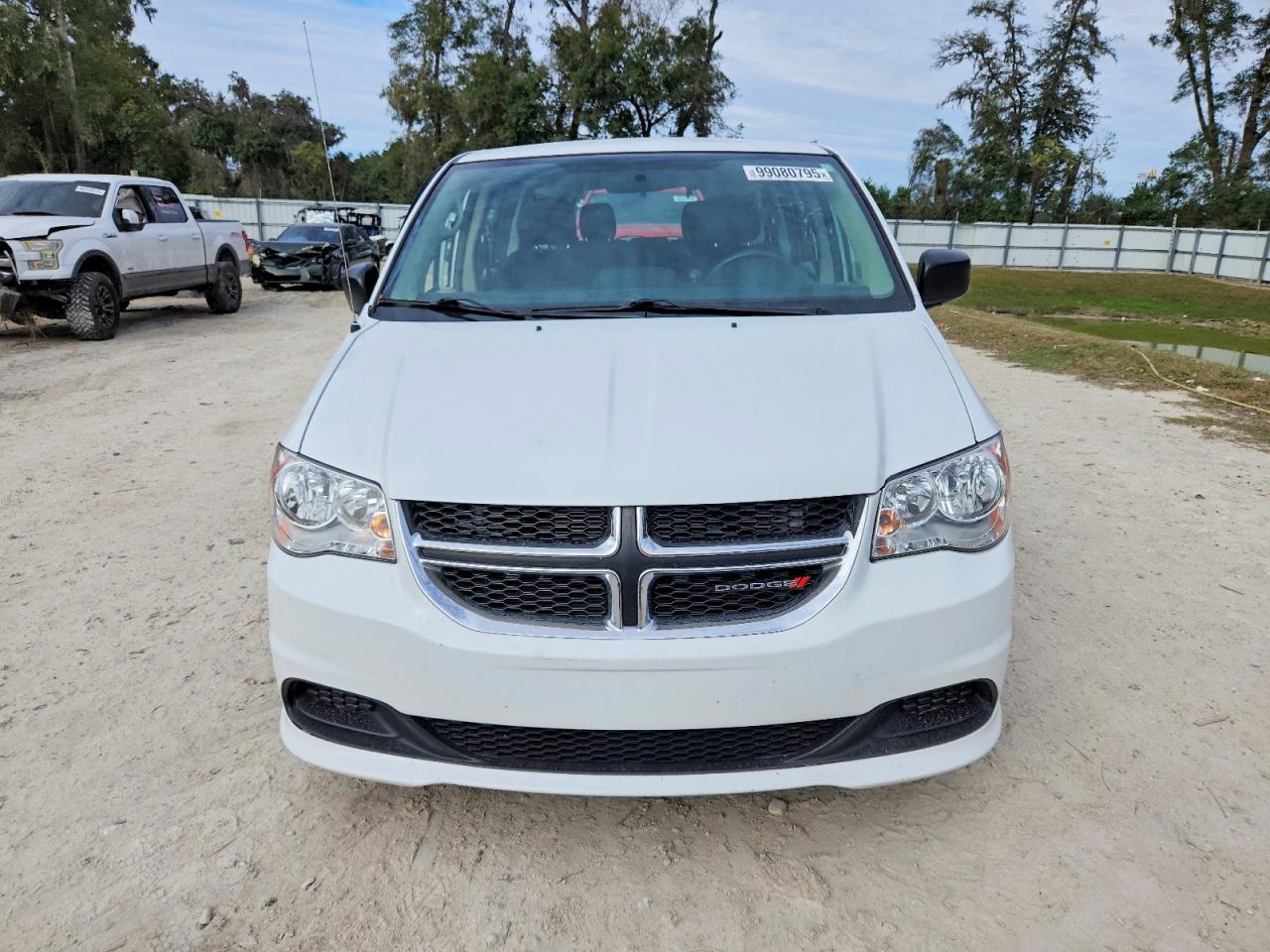 2015 DODGE GRAND CARAVAN SE photo 5