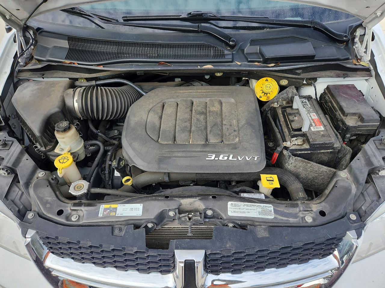 2015 DODGE GRAND CARAVAN SE photo 12