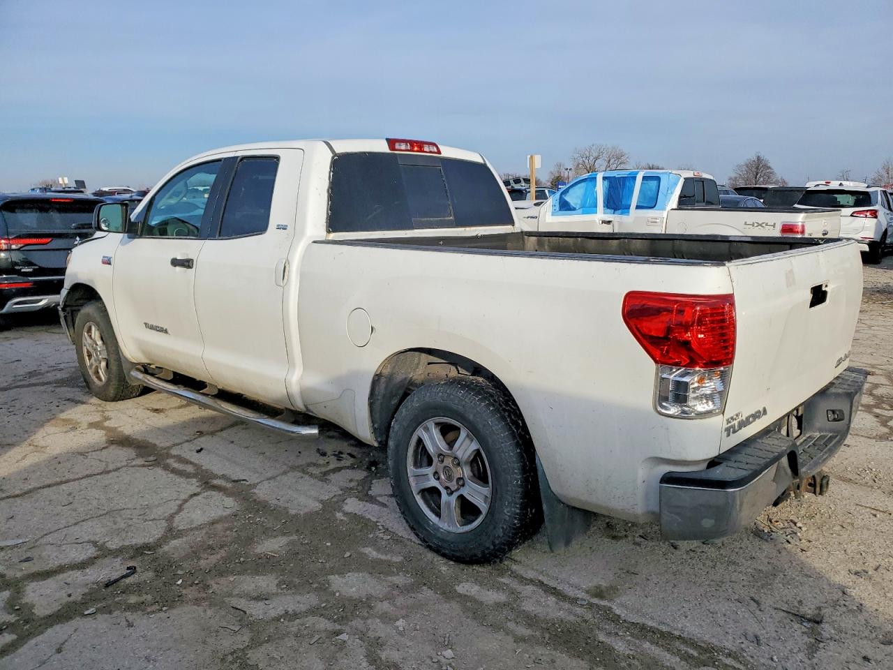 2010 TOYOTA TUNDRA DOUBLE CAB SR5 photo 2