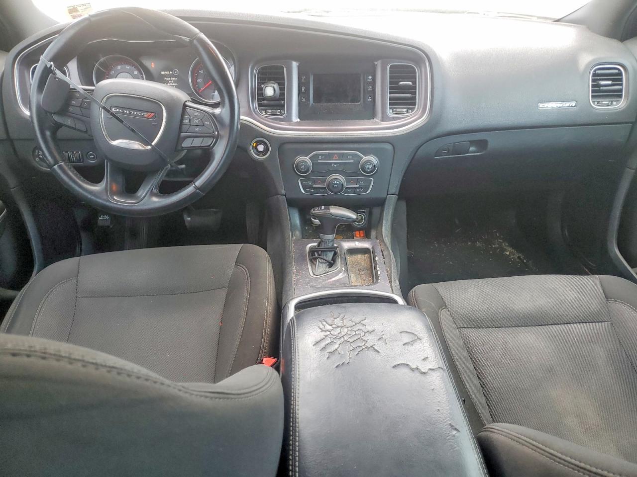 2016 DODGE CHARGER SE photo 8