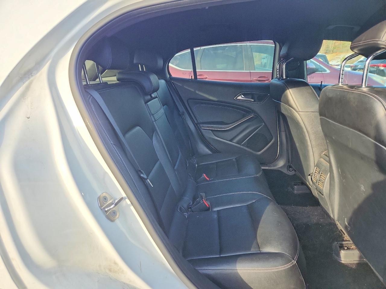 2019 MERCEDES-BENZ GLA 250 4MATIC photo 11