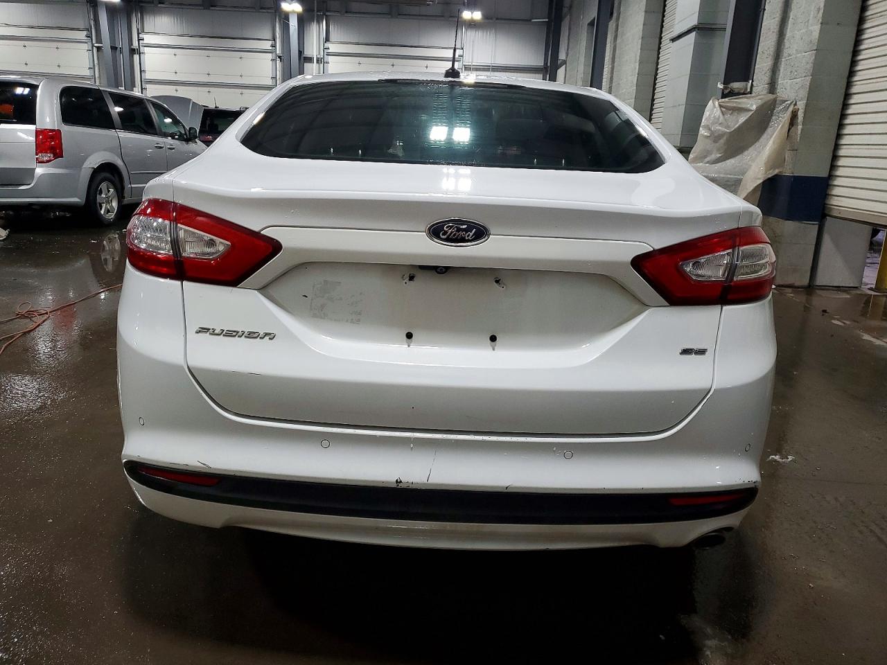 2015 FORD FUSION SE photo 6