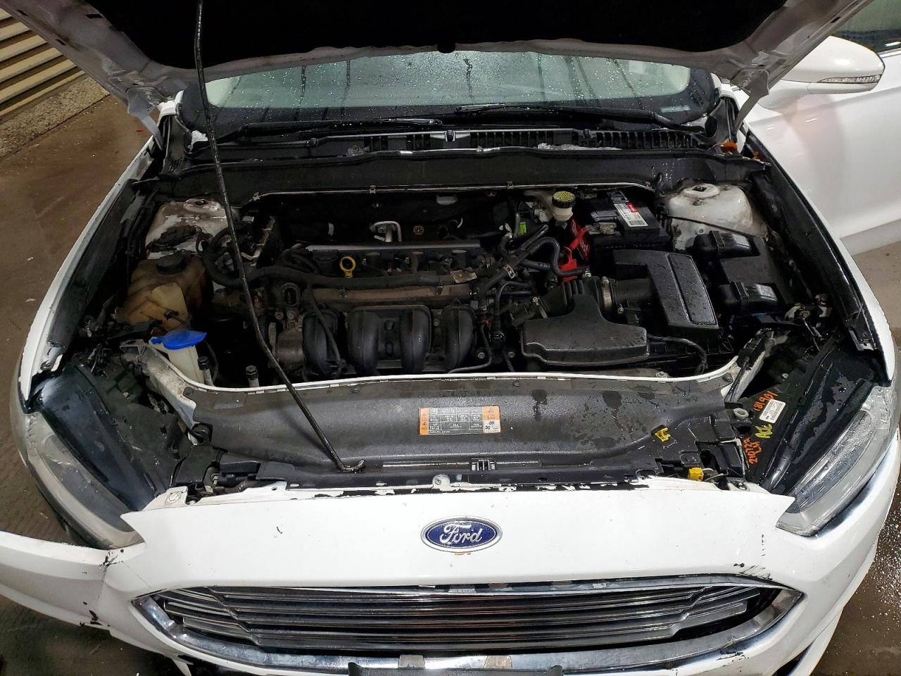 2015 FORD FUSION SE photo 11
