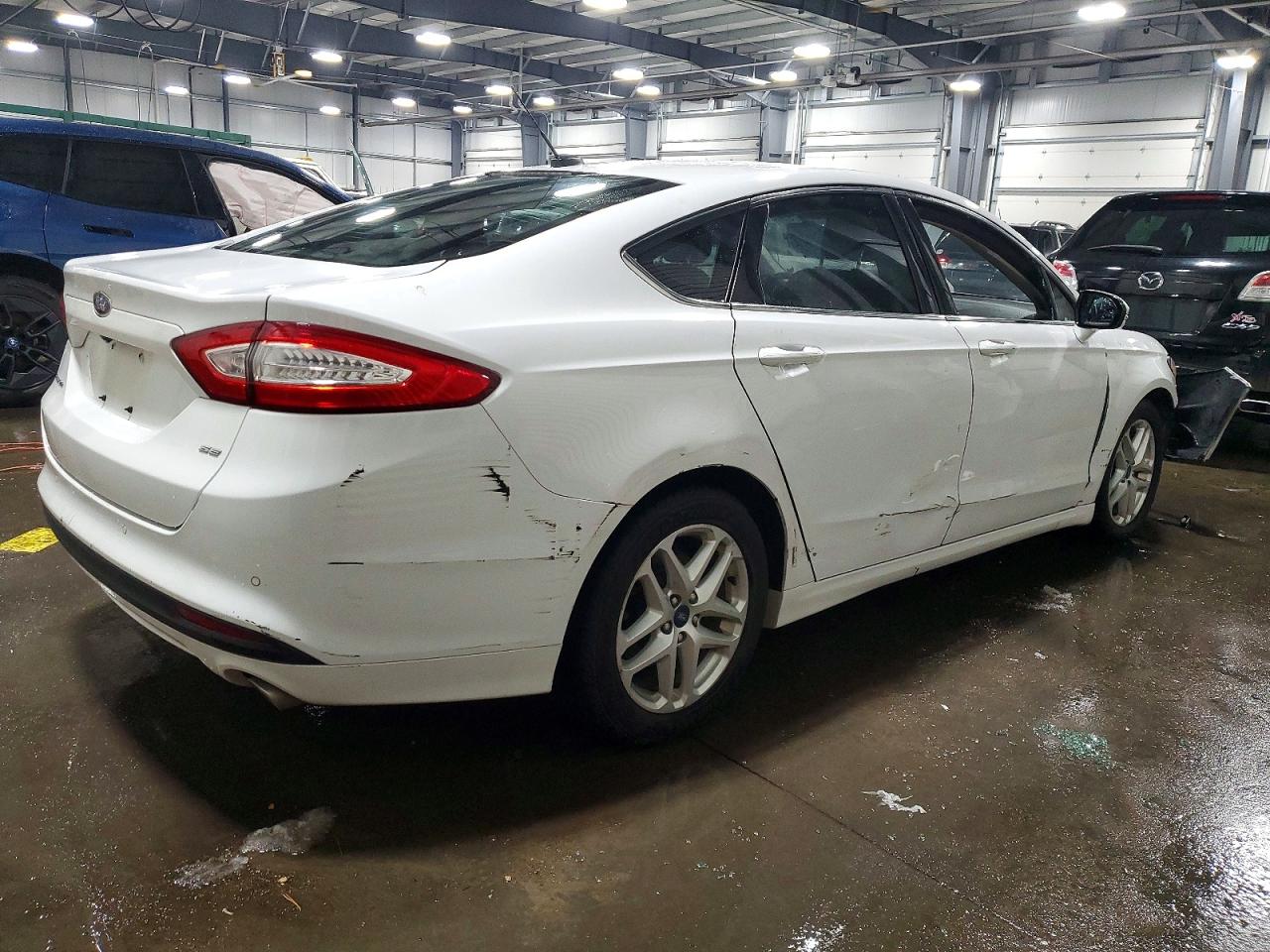 2015 FORD FUSION SE photo 3