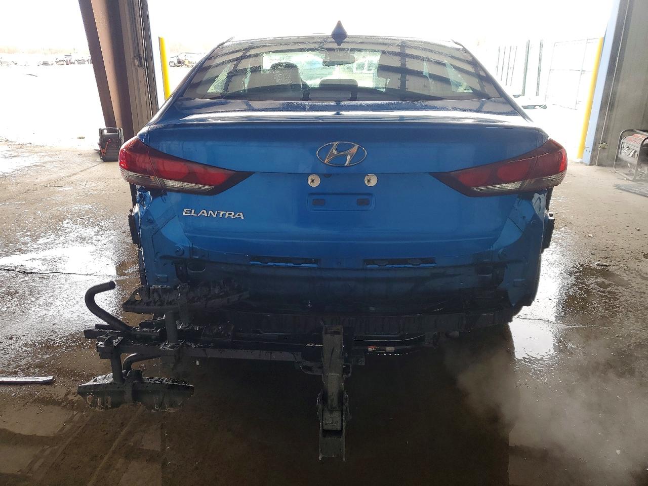 2017 HYUNDAI ELANTRA SE photo 6