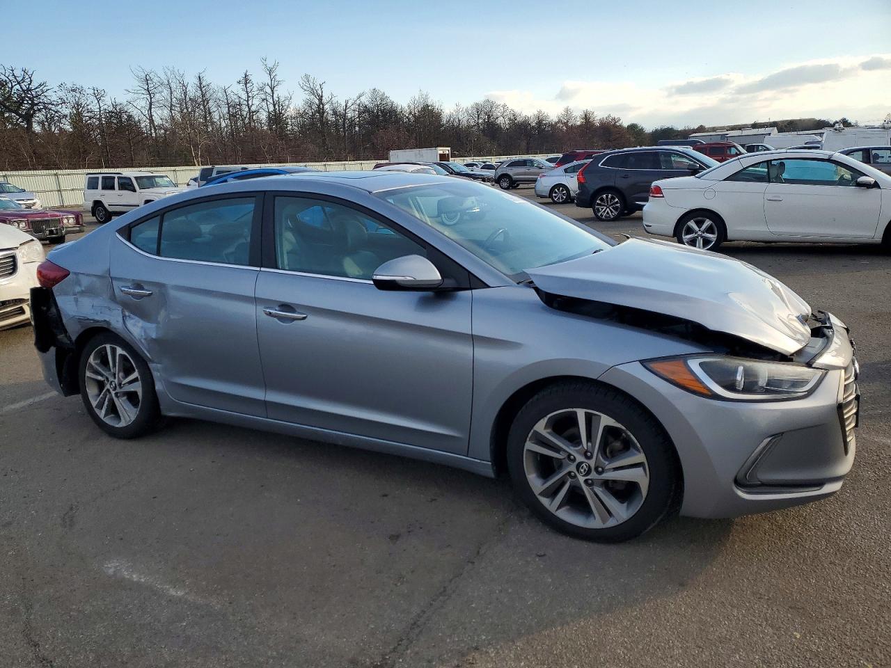 2017 HYUNDAI ELANTRA SE photo 4