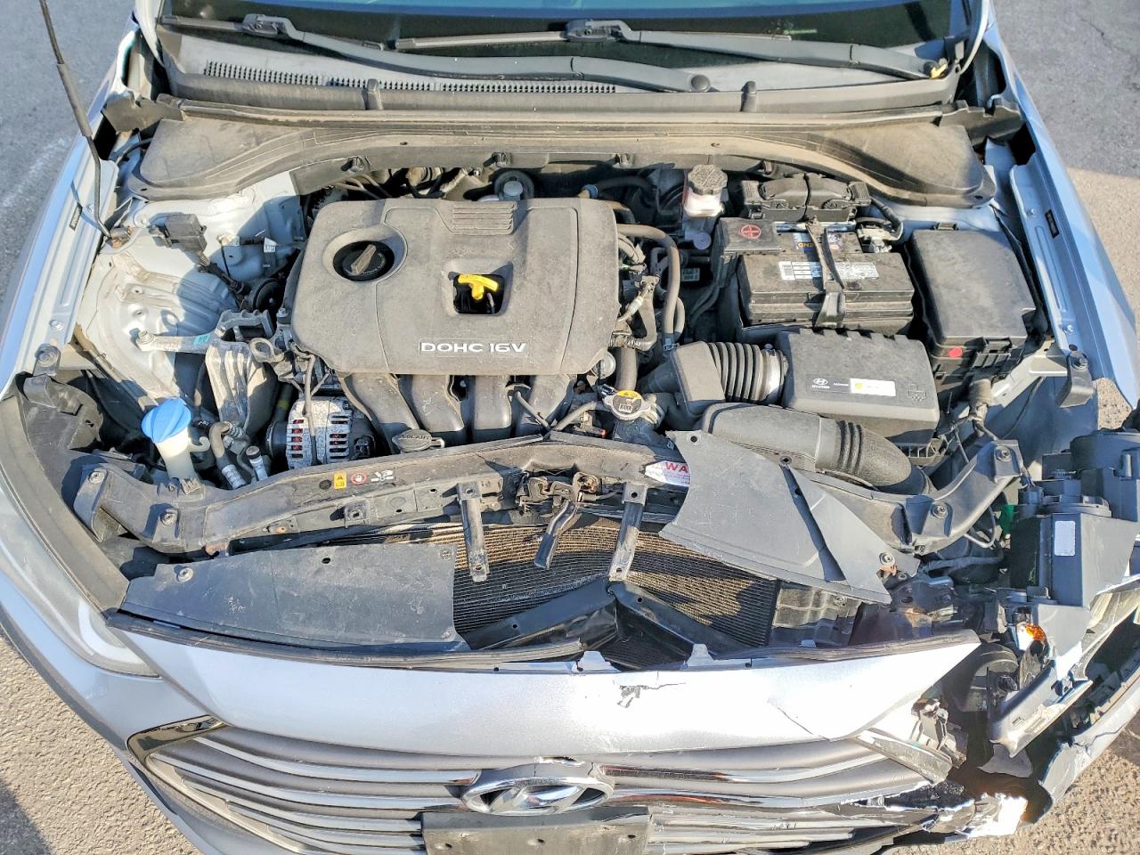 2017 HYUNDAI ELANTRA SE photo 11