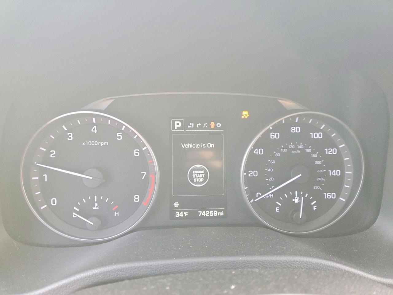 2017 HYUNDAI ELANTRA SE photo 9