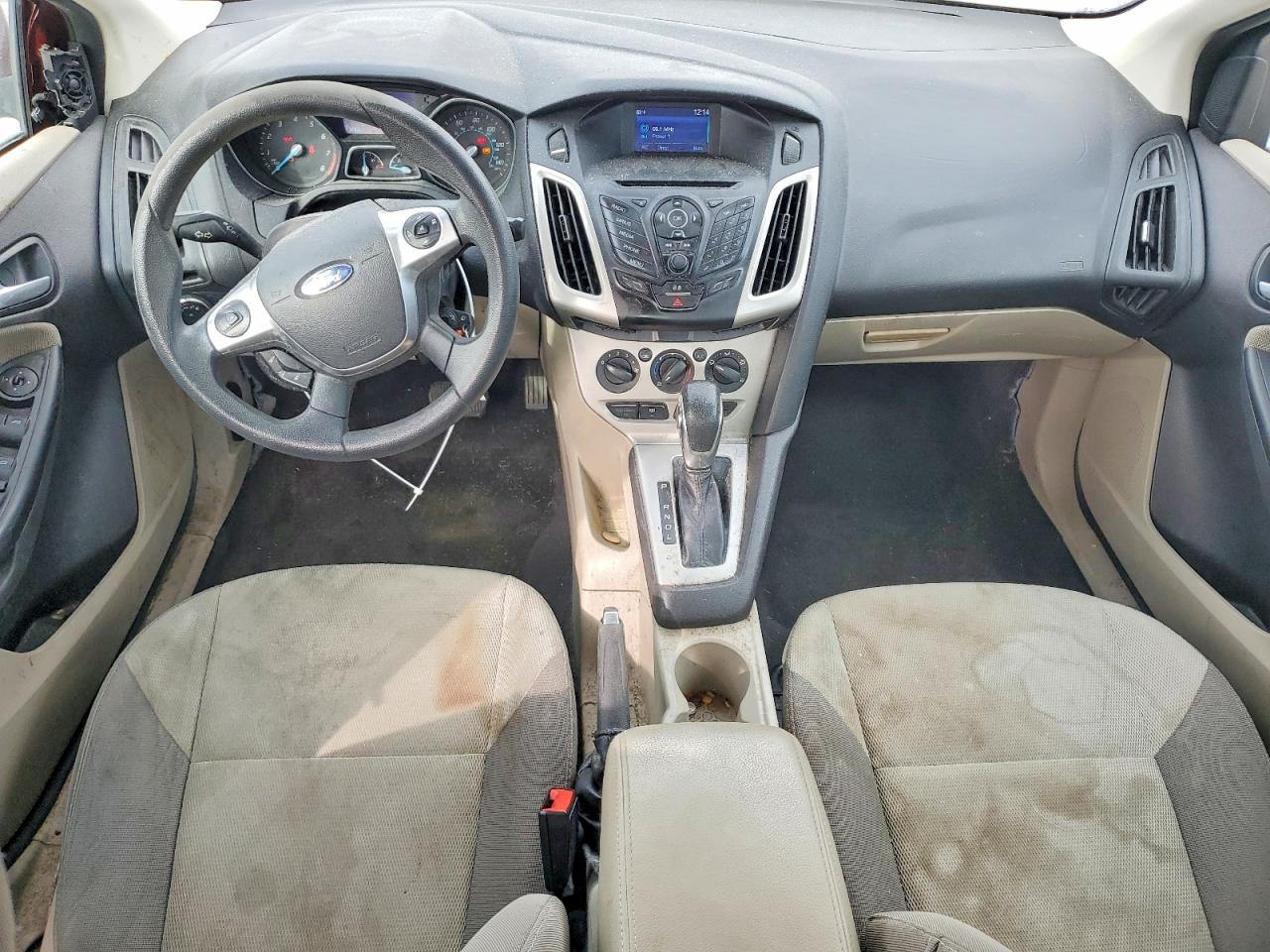 2014 FORD FOCUS SE photo 8