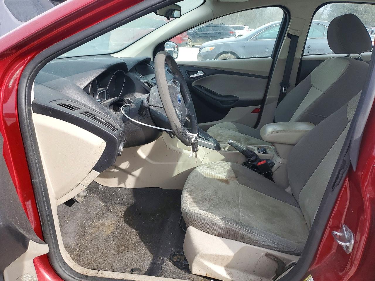 2014 FORD FOCUS SE photo 7