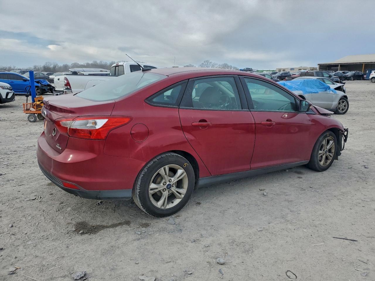 2014 FORD FOCUS SE photo 3