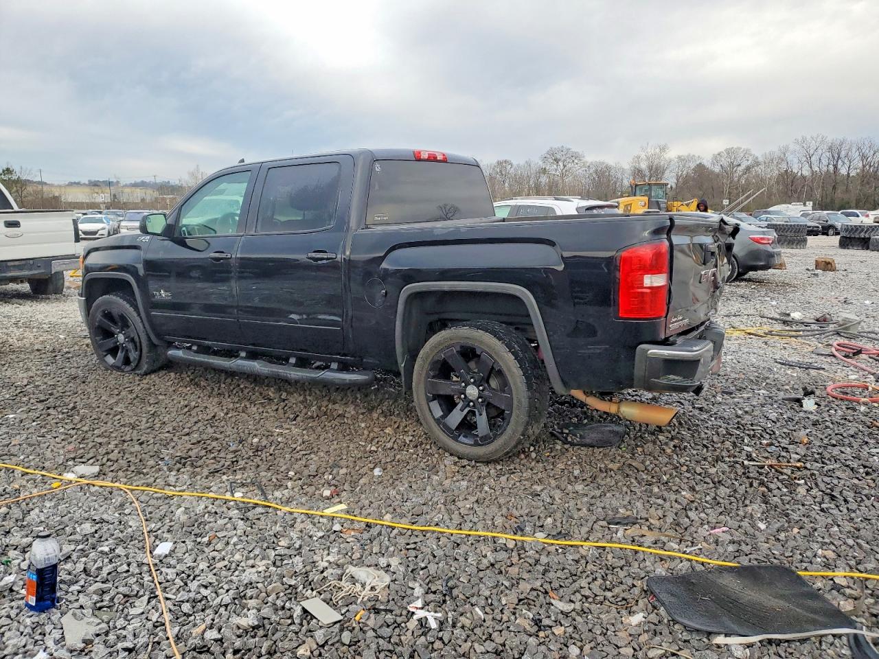 2015 GMC SIERRA K1500 SLT photo 2
