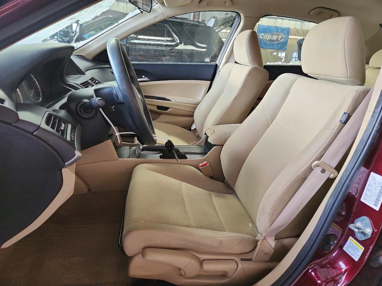 2012 HONDA ACCORD LX photo 13