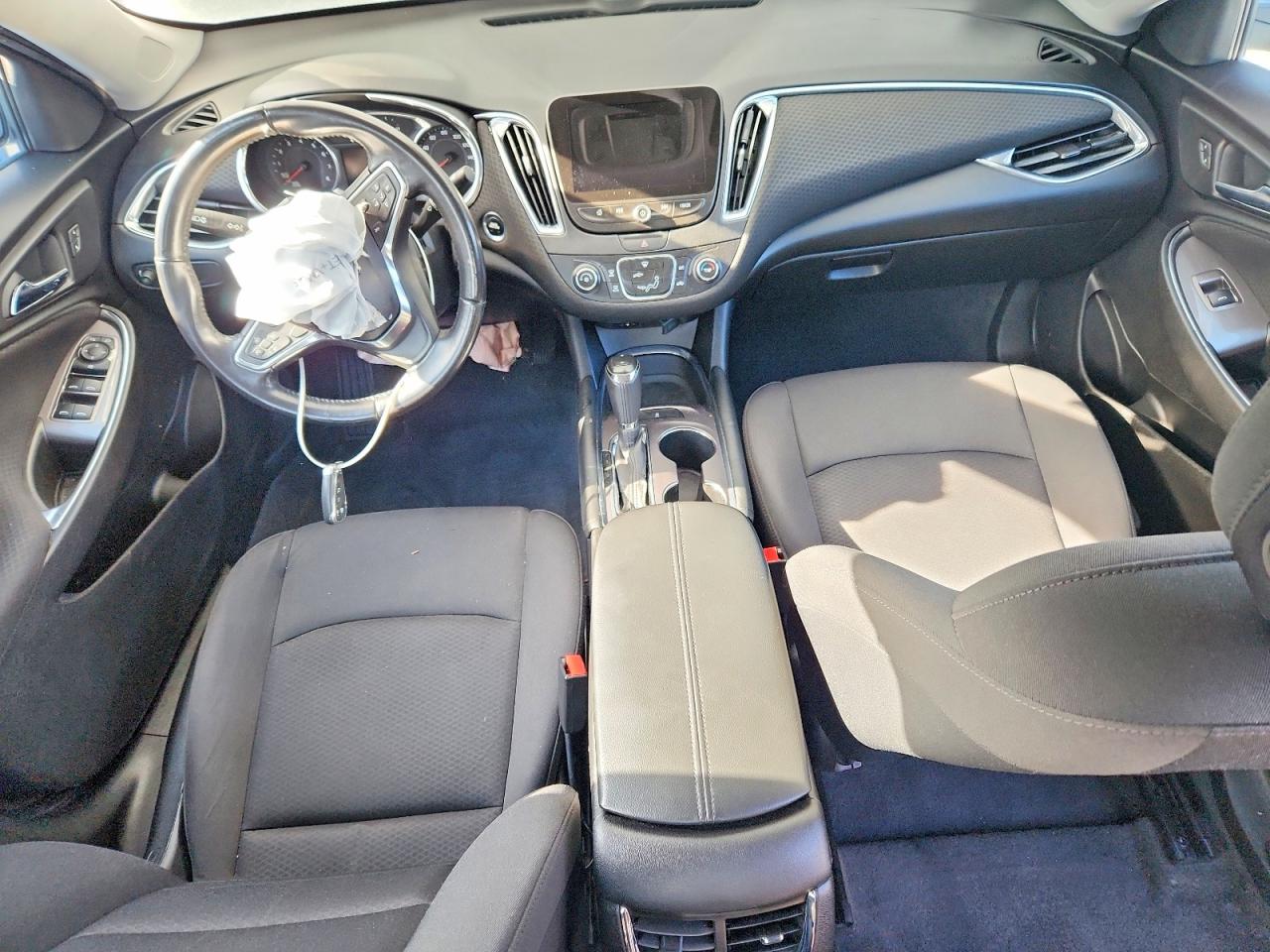 2018 CHEVROLET MALIBU LT photo 15